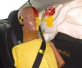2014 Nissan Sentra IIHS Side Impact Crash Test Picture